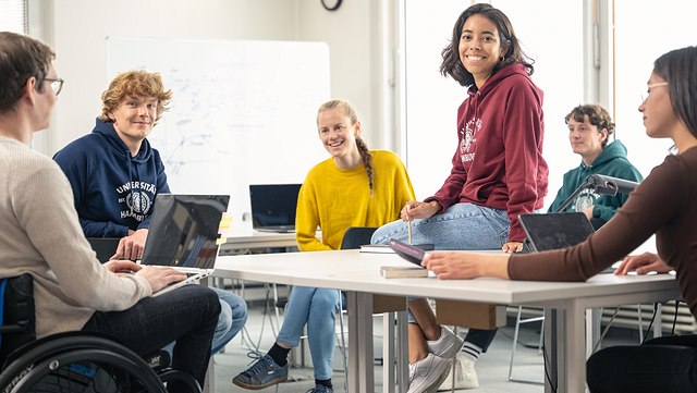 Bild einer Studentengruppe