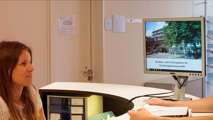 Eingangsbereich Studien- und Prüfungsbüro