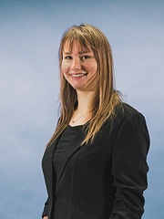 anna-kellinghusen-profilbild-180x240