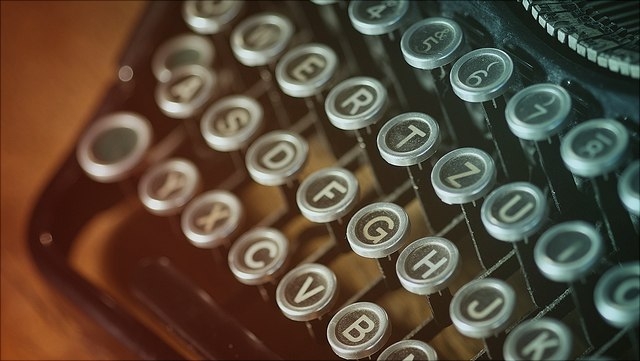 Tastatur einer alten Schreibmaschine