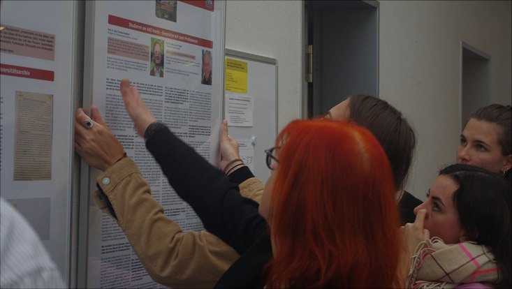 Eine Ausstellung machen