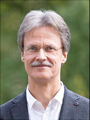 Dr Stefan Thiemann