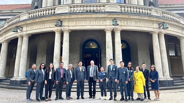 Visit from Thai partners