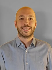 20220625-160337-180x240