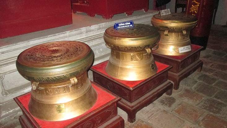 Replicas of Đông Sơn bronze drums, Temple of Literature, Hanoi