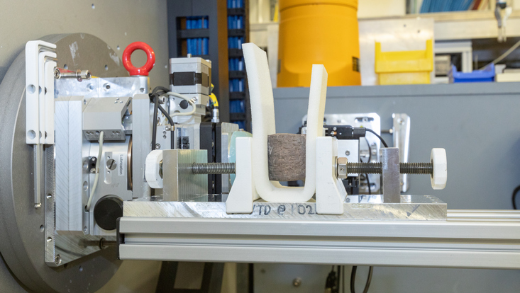 Decoding ancient clay