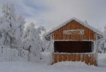 Hütte im Schnee