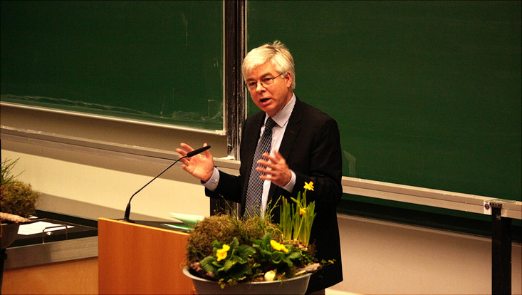 2018-01-31-cen-ceremony-l wolf-733x414_19 Detlef Stammer auf CEN Absolventenfeier