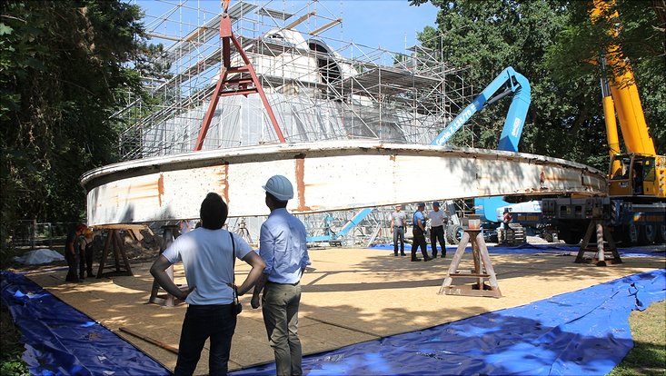 Restaurierung der Sternwarte: Heute werden die Spaltklappen der Refraktorkuppel abgehoben