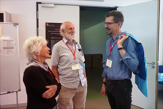 welcome of keynote speakers 540x360 Rosemary and Peter Grant together with Arp Schnittger
