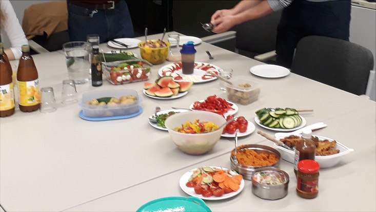PhD-lunch salad bar
