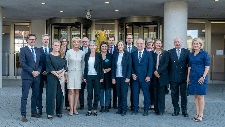 Gruppenfoto der Datenethikkommission