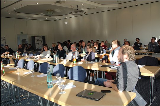 plenarsaal 540x360 Plenary Session
