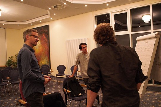wissenschaftliche diskussionen2-540x360 Scientific discussions in the evening