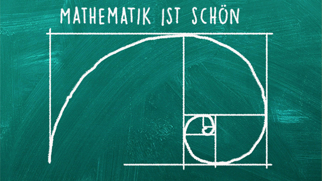 spirale-640x361 Zeichnung des Goldenen Schnitts mit weißer Kreide auf einer grünen Tafel.