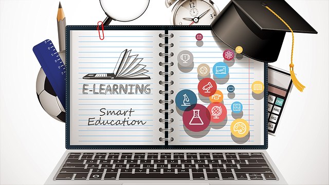 istock-1060814206-640x361 Notebook mit dissertationshut