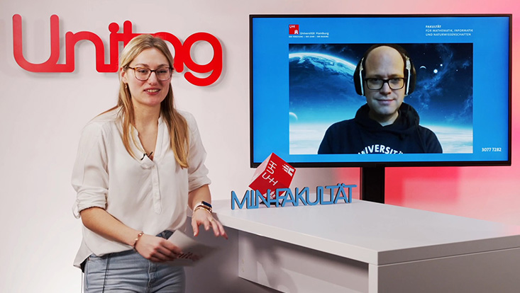 Moderatorin Karl im Gespräch mit Dr. Johannes Göbel vom Fachbereich Informatik.