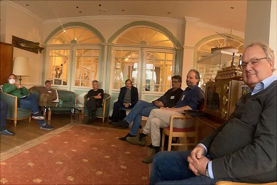 pi-discussion-group1-540x360 PI Cooperation Meetings