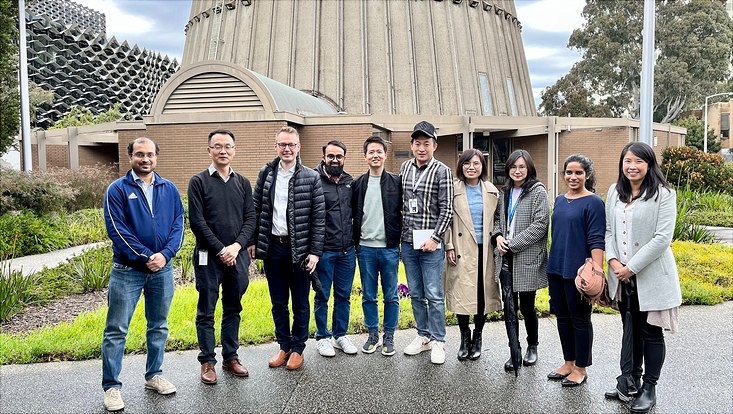 Group picture in Melbourne