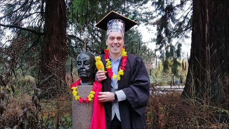 in the botanical garen with loki schmidt