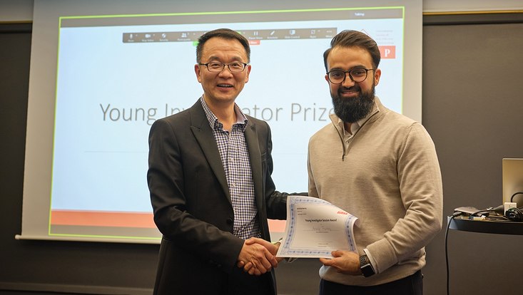 Porno toliq, lekin chiroyli Yalangoch Karolin Trentini