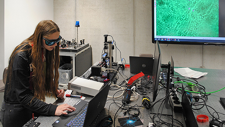 Physik-Projekt-Tage für Schülerinnen 2023 Physik-Projekt-Tage für Schülerinnen 2023