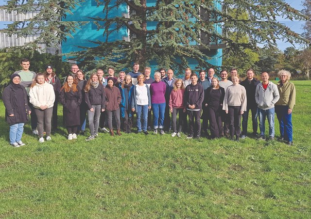 2023-gruppenfoto-640x452-2 2023 Gruppenfoto