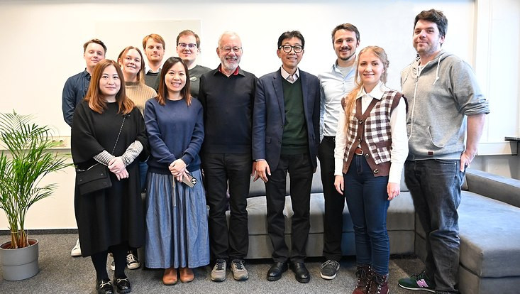 Visit of Prof. Cao