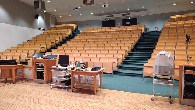 leerer Hörsaal