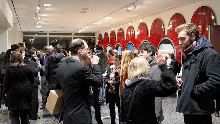 08-empfang-uv-733x414 Empfang nach der Urkundenverleihung