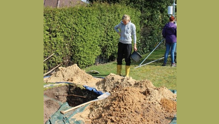 husco2-02 Erdaushub der Grube für die Bodensensoren