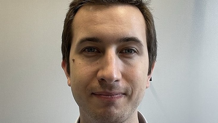 Portrait of Tobias Eckhardt.