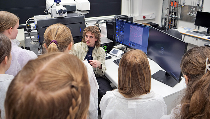 bild31-733x414 Girls' Day in den Nanowissenschaften