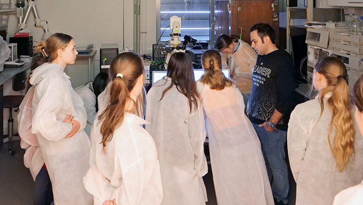 bild32-733x414 Girls' Day in den Nanowissenschaften