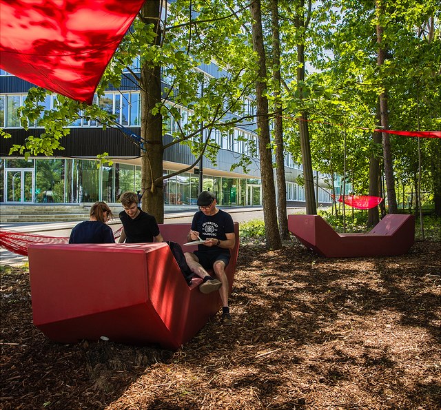 Bild vom Palettenmöbelbauworkshop für die Science City Bahrenfeld