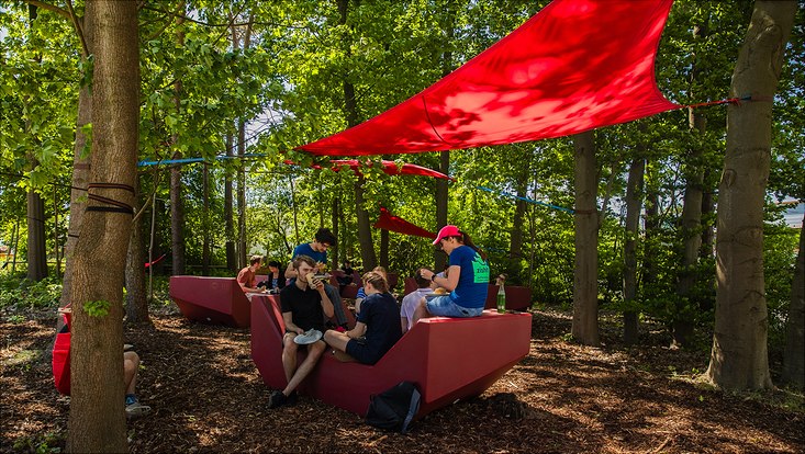 240516-palettenworkshop-schb-4389-733x414 Bild vom Palettenmöbelbauworkshop für die Science City Bahrenfeld