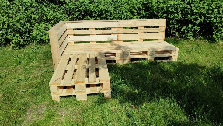 img-20240516-155926-uhh-min-flick-733x414 Bild vom Palettenmöbelbauworkshop für die Science City Bahrenfeld