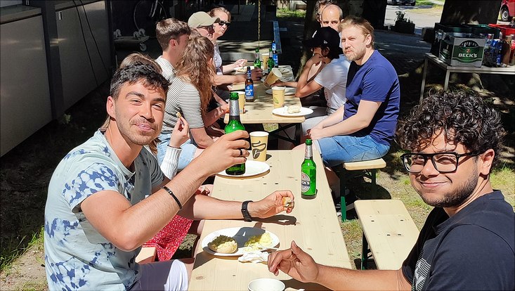 img-20240516-131935-733x414 Bild vom Palettenmöbelbauworkshop für die Science City Bahrenfeld