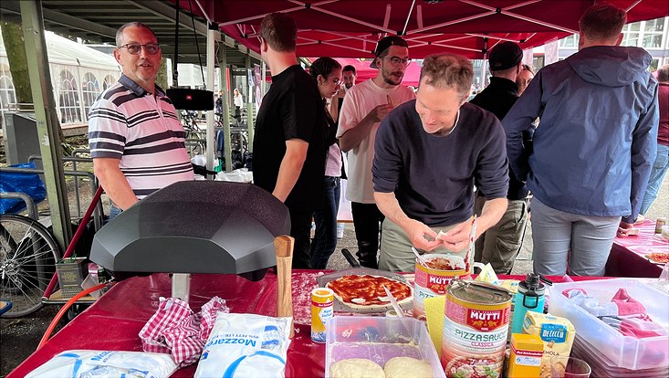 sommerfest-2024-2-ak-masion-pizza-733x414 Pizzastand vom AK Maison