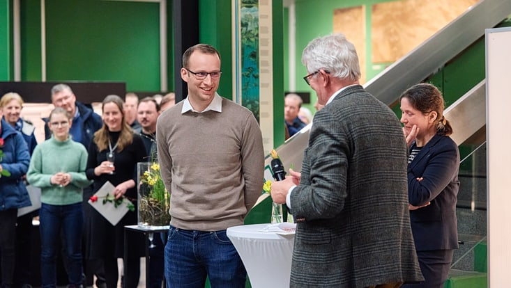 2025-02-cen-graduiertenfeier--8578-733x414 Dr. Lennart Ramme bekommt den Wladimir Köppen Preis verliehen.