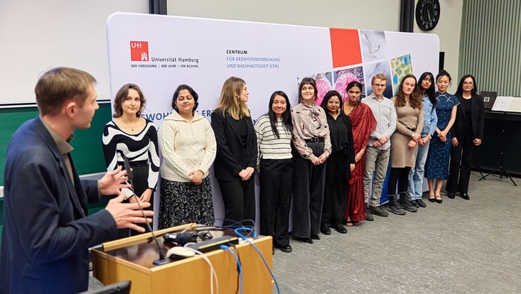 cen-graduation-ceremony-2025-c-sven-wied-uhh5-733x414 CEN Graduation Ceremony 2025