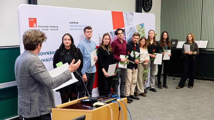 cen-graduation-ceremony-2025-c-sven-wied-uhh3-733x414 CEN Graduation Ceremony 2025