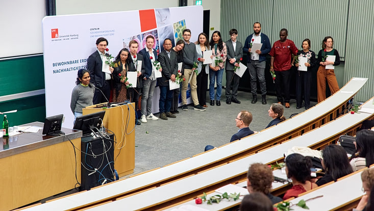 cen-graduation-ceremony-2025-c-sven-wied-uhh6-733x414 CEN Graduation Ceremony 2025