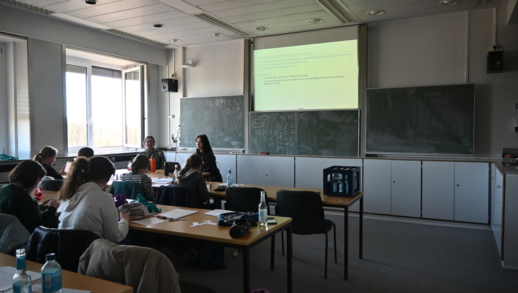 img5-1 Playful introduction to cryptography (SVS)
