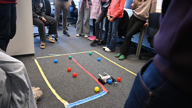 img00 Robotic challenges with LEGO (DOS)