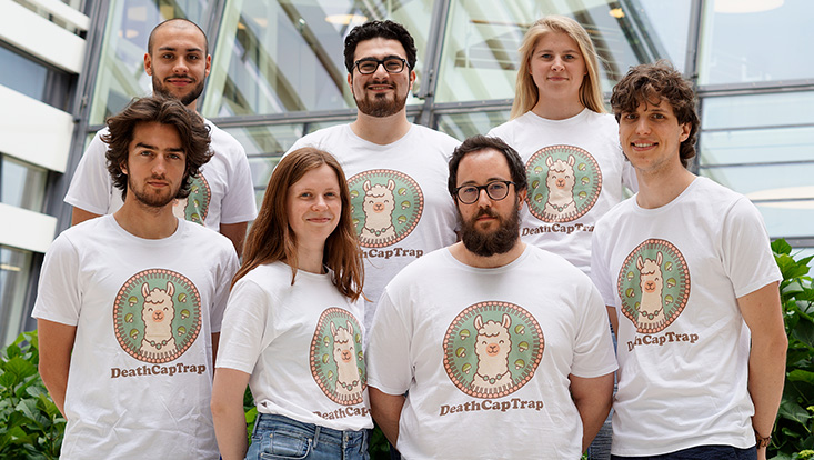 iGEM Hamburg Team at CSSB: Upper row: Joel Martins Ribeiro, Evangelos Masis, Lucy Jansen; Bottom row: Laurenz Stammel, Kristina Boneß, Milo Krömer, Marius Beßler; Not shown: Mariia Vvedenskaia and Ole Hunke