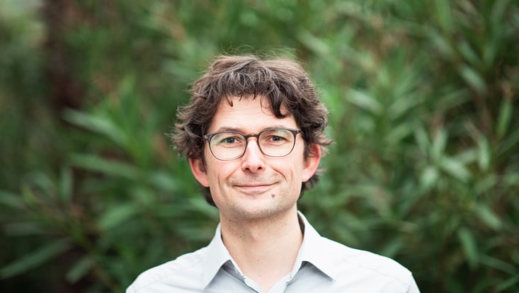 Portraitbild von Jochen Fründ