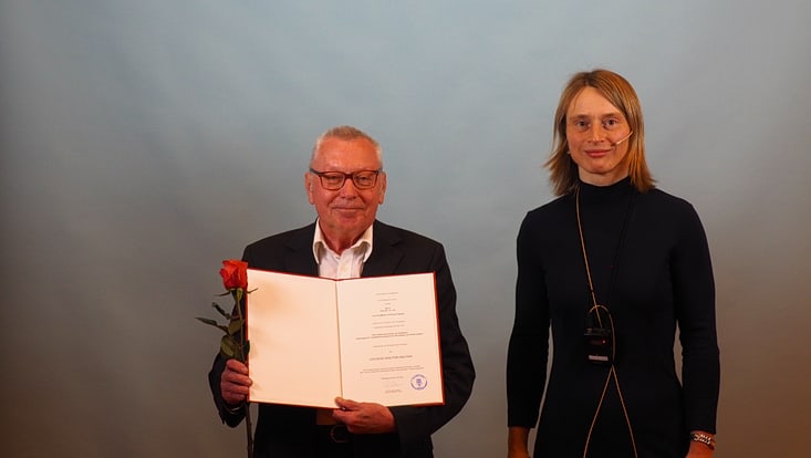 von-rymon-lipinski-gert-wolfhard-prof-dr-goldp7040120-733x414 Empfang der goldenen Promotionsurkunde