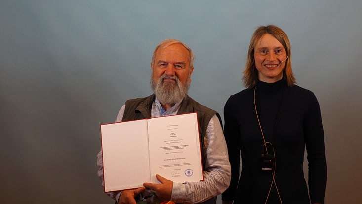 pentz-reinhard-dr-goldp7040106-733x414 Empfang der goldenen Promotionsurkunde