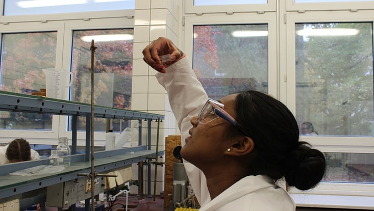 img-5904-733x414 Schüler beim Ferienpraktikum 2025